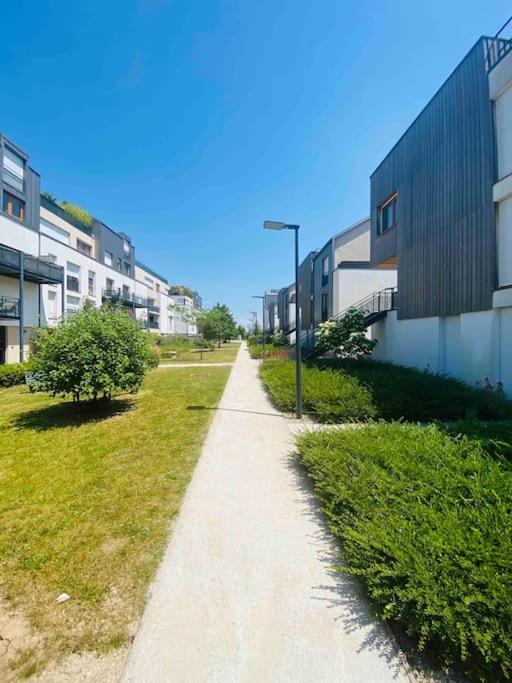 Family Apartment Disneyland-Paris, Garden&Parking Montévrain Exterior photo